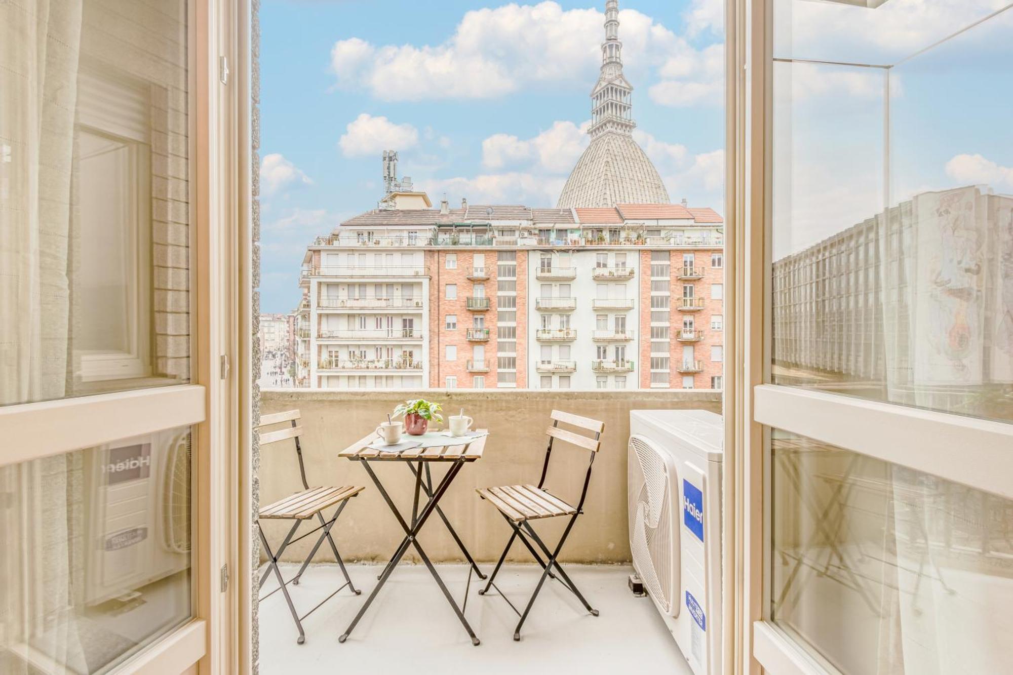 Appartamenti Vista Mole, Centro A 15 Min - Luxury Suites & Fast Wifi Torino Kültér fotó